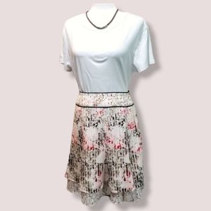 White House Black Market Women's Skirt Size 2 Mini Layered Flaired